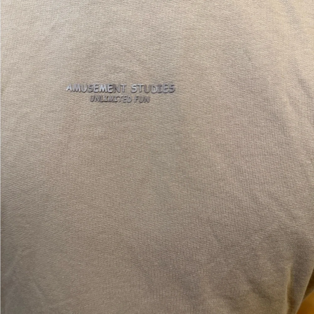 Preowned, Zara boys tan colored t shirt and short set, size 11/12